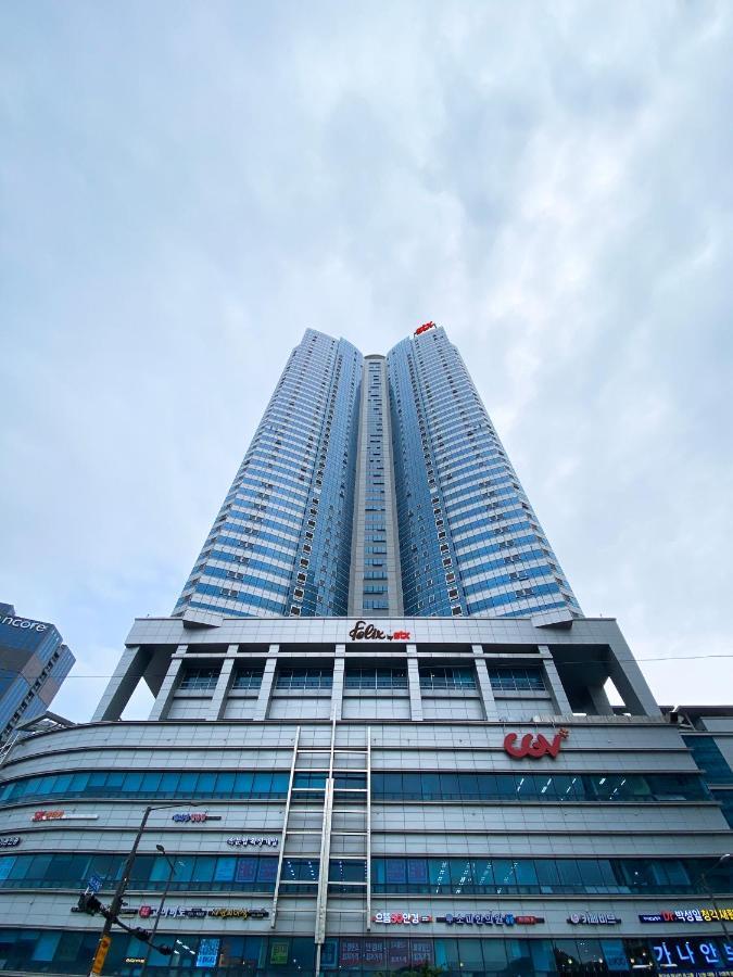 Felix By Stx Hotel & Suite Busan Extérieur photo