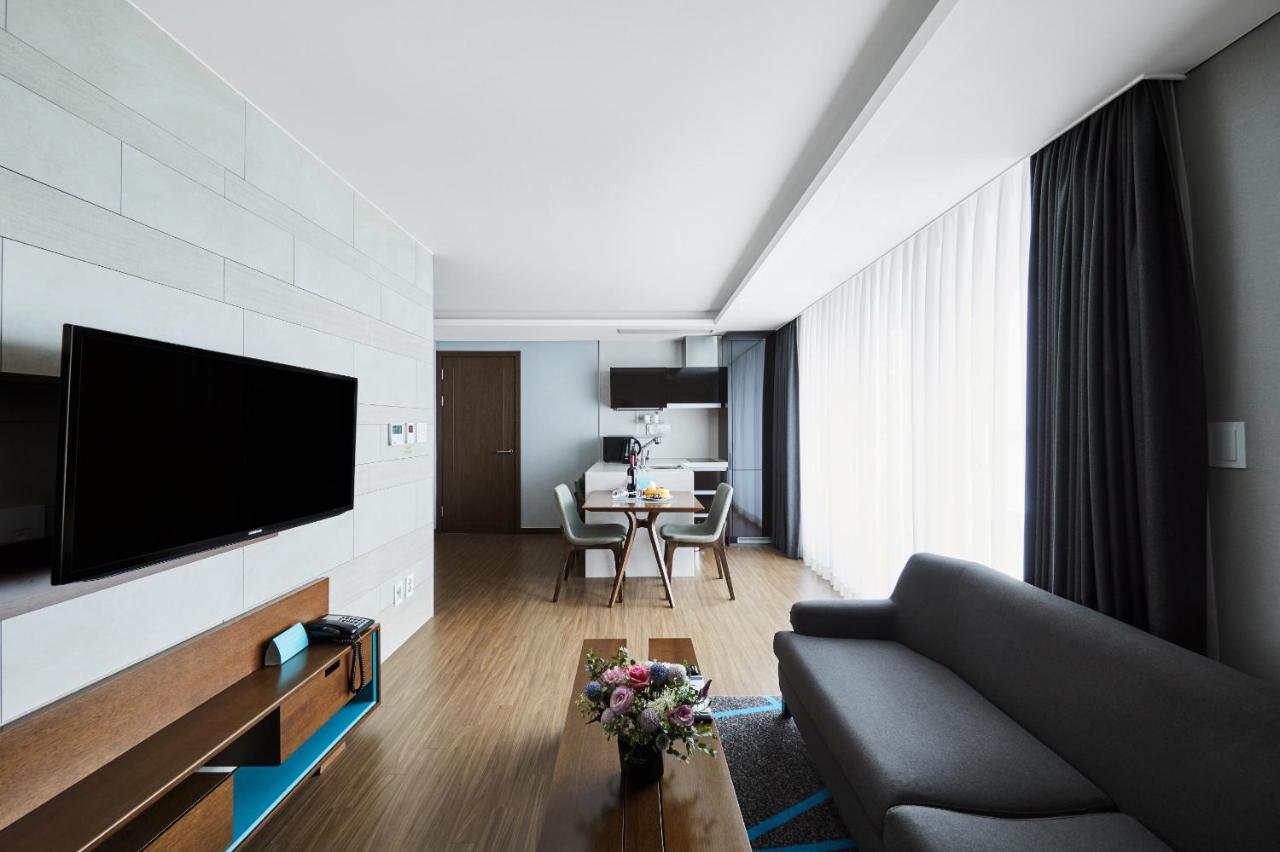 Felix By Stx Hotel & Suite Busan Extérieur photo