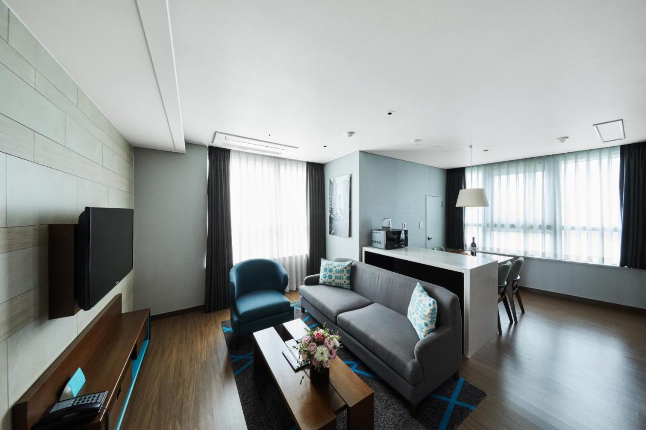Felix By Stx Hotel & Suite Busan Extérieur photo